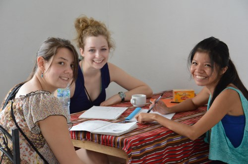 Picture of 3 peoples having classes